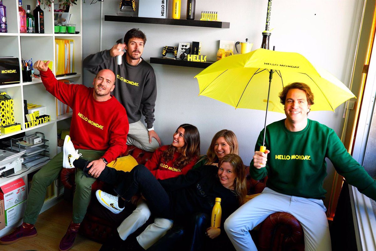 Título: ¡Descubre Hello Monday y transforma tu negocio!